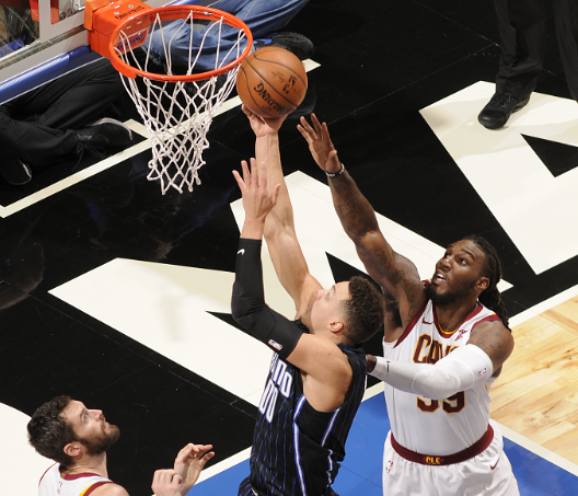 底特律活塞窗口期再遭质疑，志在欧冠名次提升，球迷炸锅，数据趋势出现新变化的简单介绍